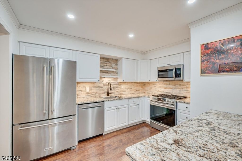 17 Sunrise Dr, Long Hill Twp., NJ 07933 — photo 4