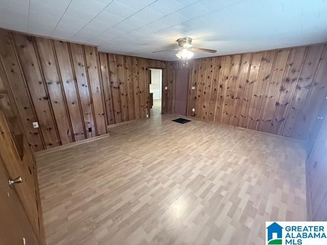 130 15TH AVENUE SE, Graysville, AL 35073