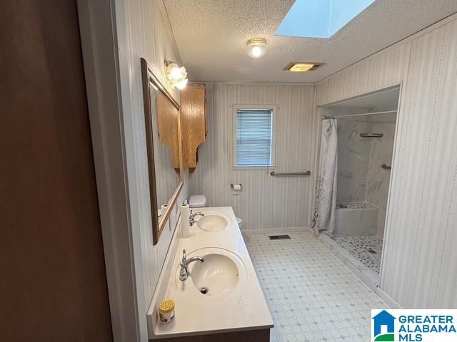 130 15TH AVENUE SE, Graysville, AL 35073