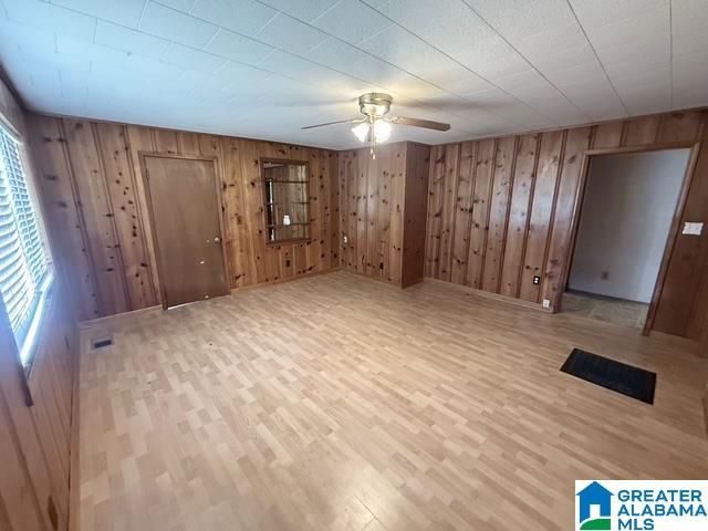 130 15TH AVENUE SE, Graysville, AL 35073