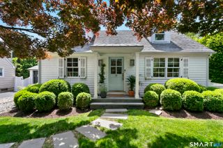 10 Horace Court, Fairfield, CT 06824