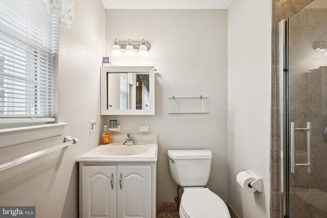1 NEW CASTLE DR, Southampton, NJ 08088
