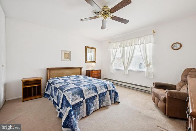 1 NEW CASTLE DR, Southampton, NJ 08088