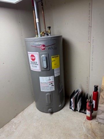 96 Townsend Street, Pepperell, MA 01463