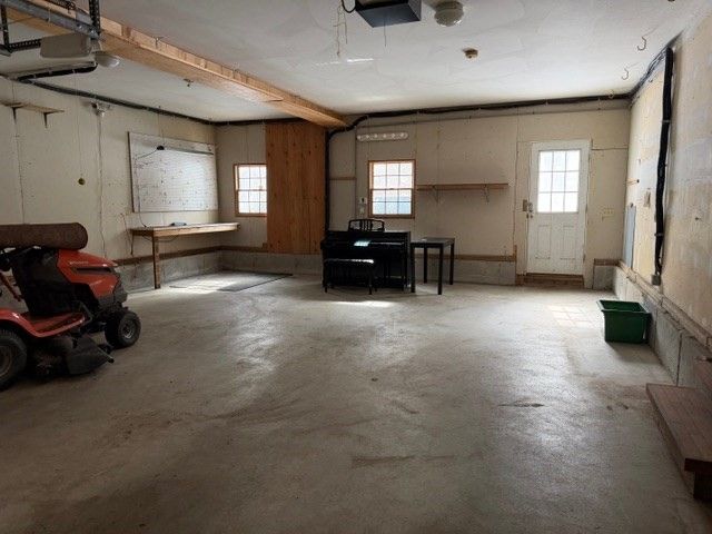 96 Townsend Street, Pepperell, MA 01463