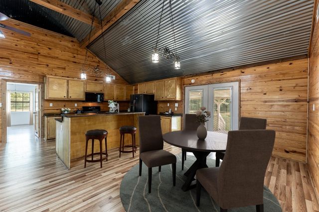 157 Laurel Lane, Livingston, TX 77351