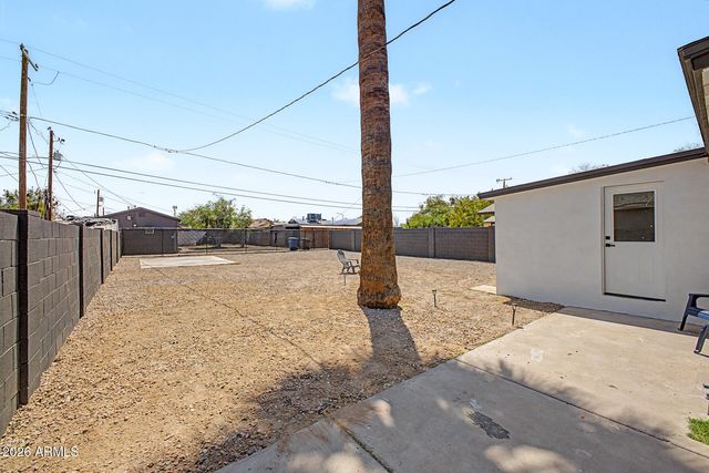 1335 E MORELAND Street, Phoenix, AZ 85006
