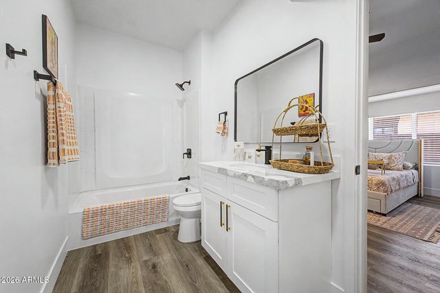 1335 E MORELAND Street, Phoenix, AZ 85006