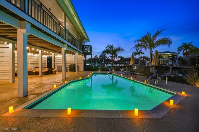 599 Goldcoast CT, Marco Island, FL 34145