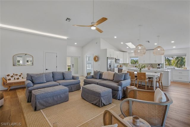 599 Goldcoast CT, Marco Island, FL 34145