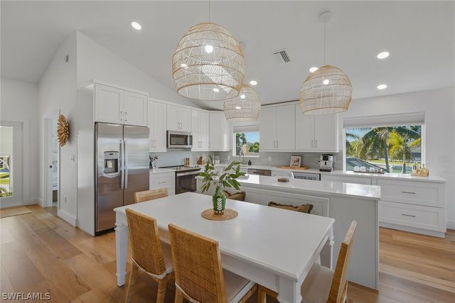 599 Goldcoast CT, Marco Island, FL 34145