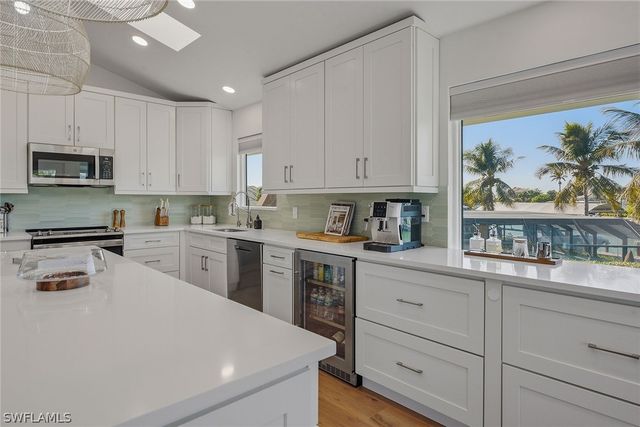 599 Goldcoast CT, Marco Island, FL 34145