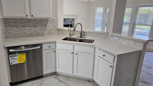 23510 Stratsborough Drive, Katy, TX 77494