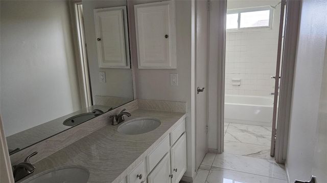23510 Stratsborough Drive, Katy, TX 77494