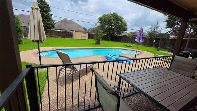 23510 Stratsborough Drive, Katy, TX 77494