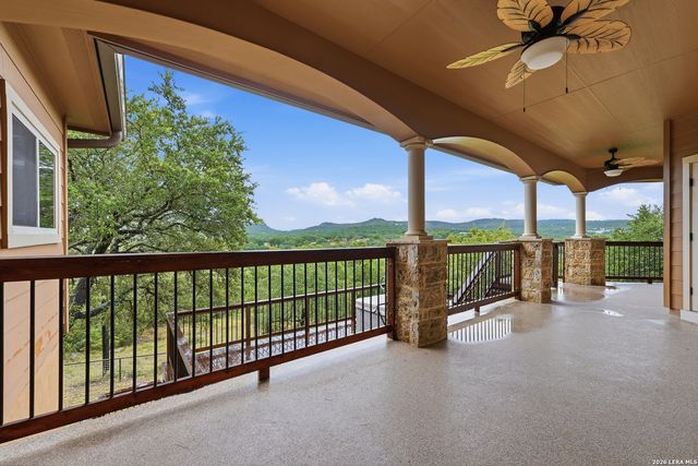 401 LORNE RD, Canyon Lake, TX 78133