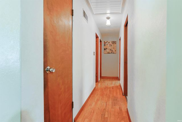 1005 Violet Road, Elkhart, IN 46514