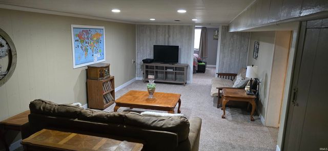 1005 Violet Road, Elkhart, IN 46514