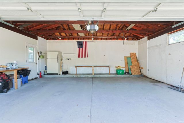 1005 Violet Road, Elkhart, IN 46514
