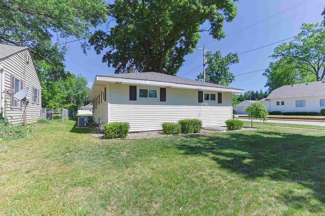1005 Violet Road, Elkhart, IN 46514