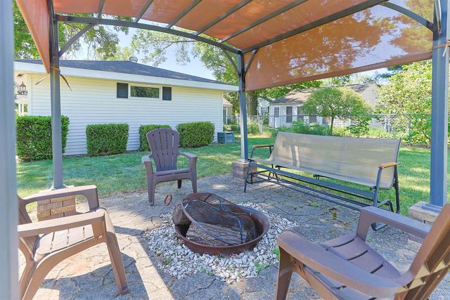 1005 Violet Road, Elkhart, IN 46514