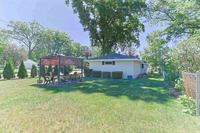 1005 Violet Road, Elkhart, IN 46514