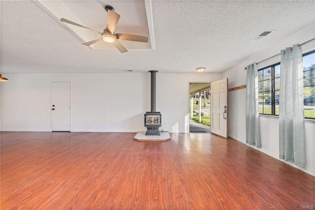 43317 Running Deer Court, Coarsegold, CA 93614