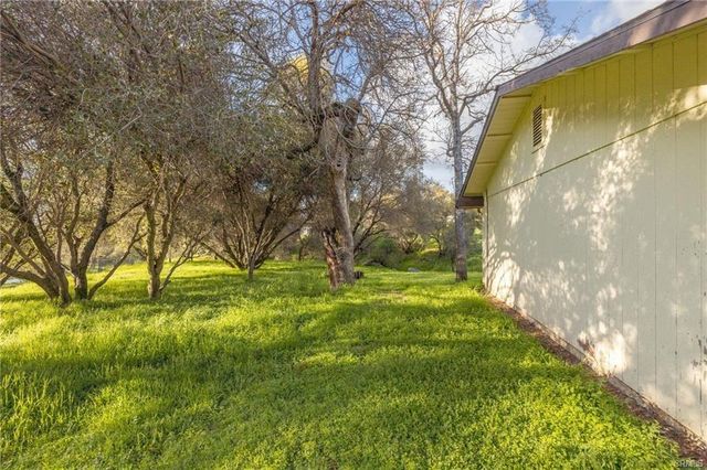 43317 Running Deer Court, Coarsegold, CA 93614