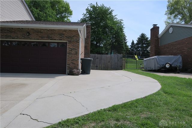 3288 Milverton Court, Cincinnati, OH 45248