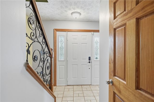 3288 Milverton Court, Cincinnati, OH 45248