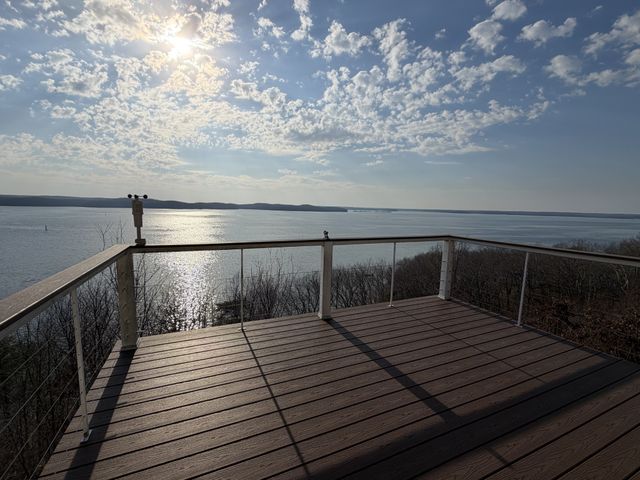 322 Eagle Shore Dr, Dover, TN 37058