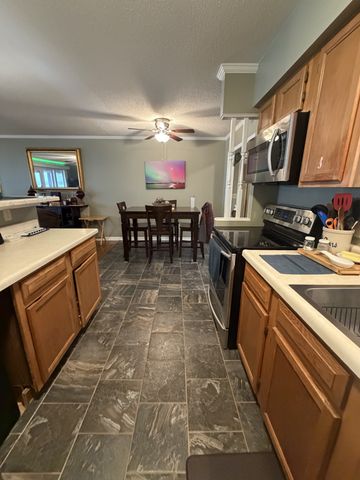 322 Eagle Shore Dr, Dover, TN 37058