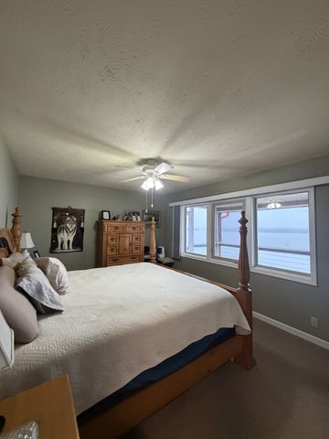 322 Eagle Shore Dr, Dover, TN 37058