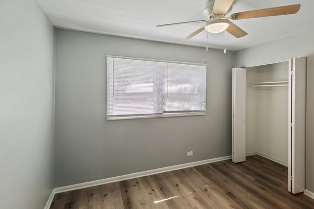 444 Hickory Street 2A, Chicago Heights, IL 60411