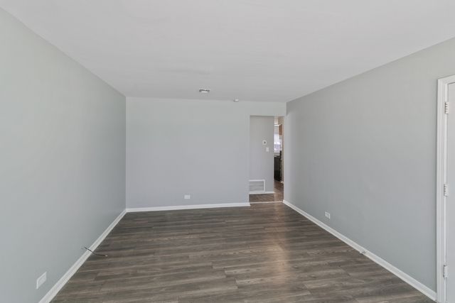 444 Hickory Street 2A, Chicago Heights, IL 60411