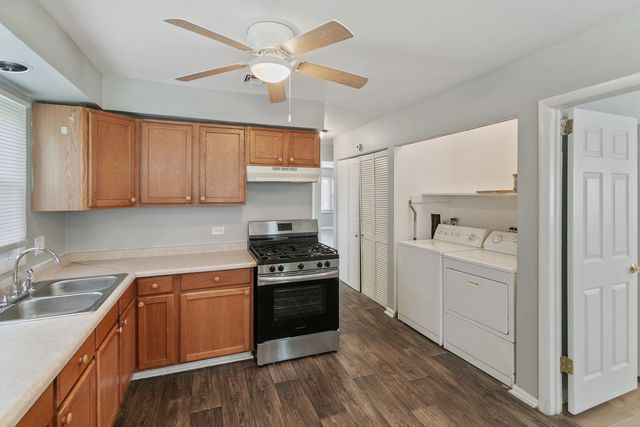 444 Hickory Street 2A, Chicago Heights, IL 60411