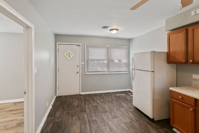 444 Hickory Street 2A, Chicago Heights, IL 60411