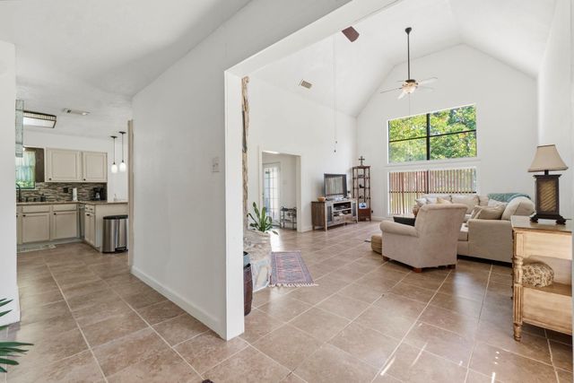 109 Pine Needle Street, Onalaska, TX 77360