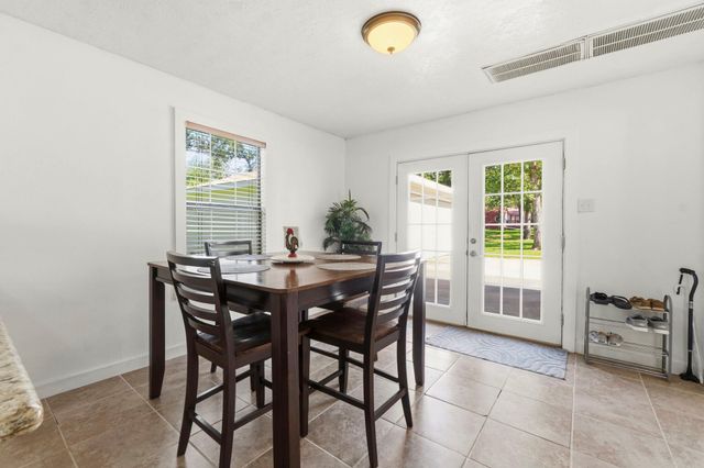 109 Pine Needle Street, Onalaska, TX 77360