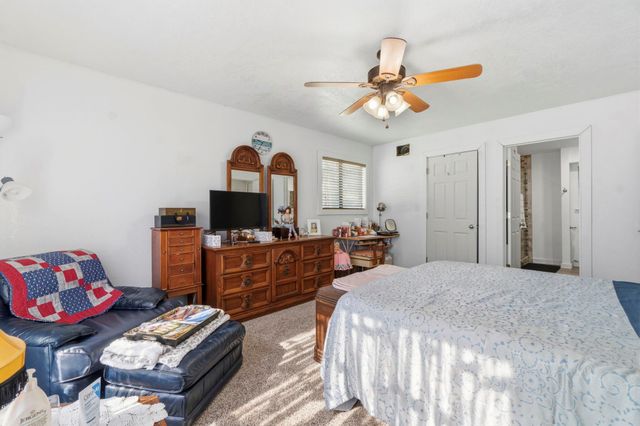 109 Pine Needle Street, Onalaska, TX 77360