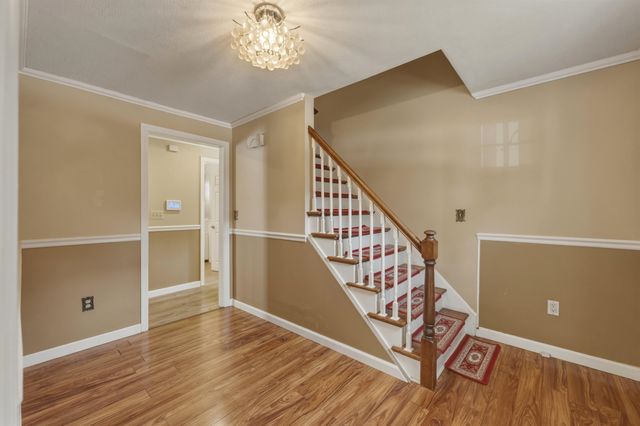36 Cheyenne Drive, Nashua, NH 03063