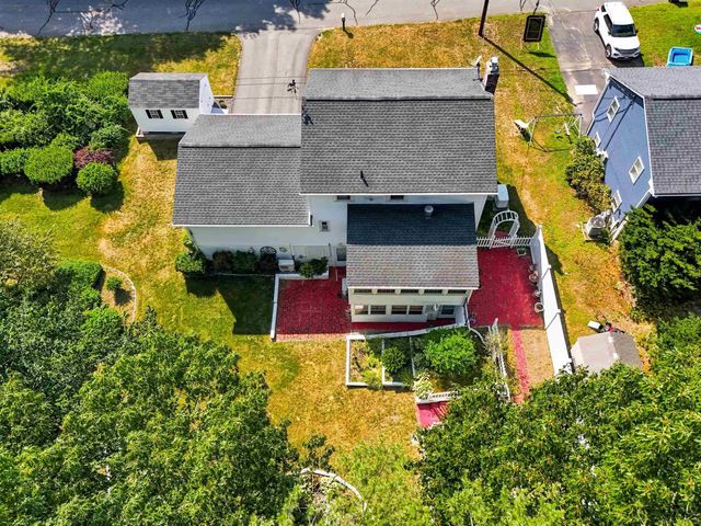 36 Cheyenne Drive, Nashua, NH 03063