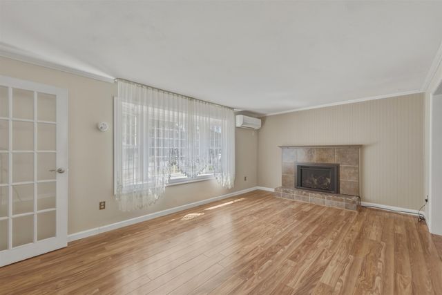 36 Cheyenne Drive, Nashua, NH 03063