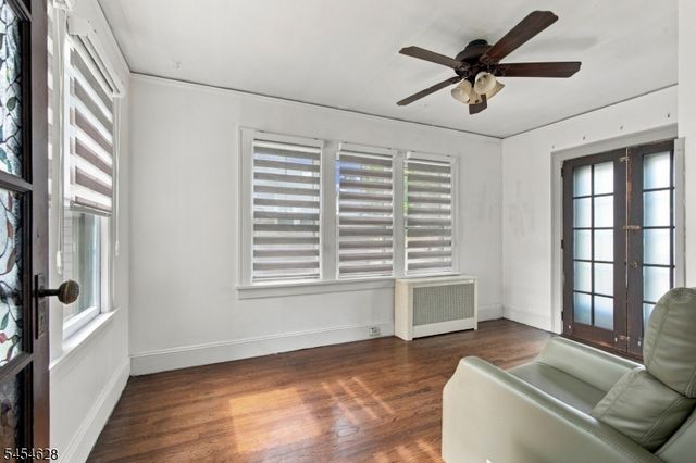 34 E Munson Ave, Dover Town, NJ 07801