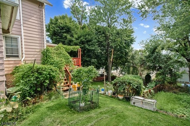 34 E Munson Ave, Dover Town, NJ 07801