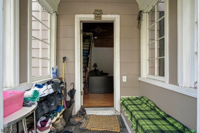 34 E Munson Ave, Dover Town, NJ 07801