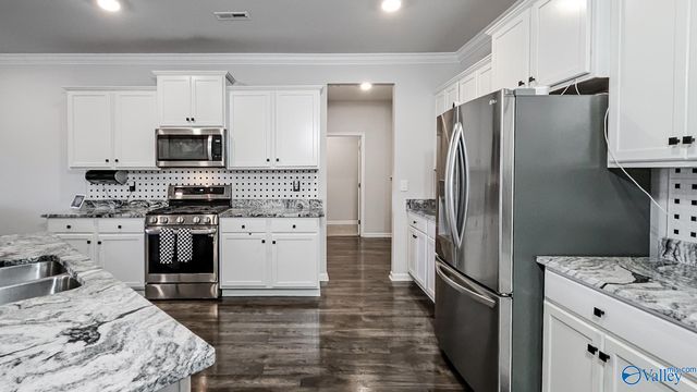 22784 Regent Drive, Athens, AL 35613