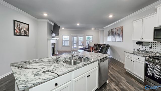 22784 Regent Drive, Athens, AL 35613