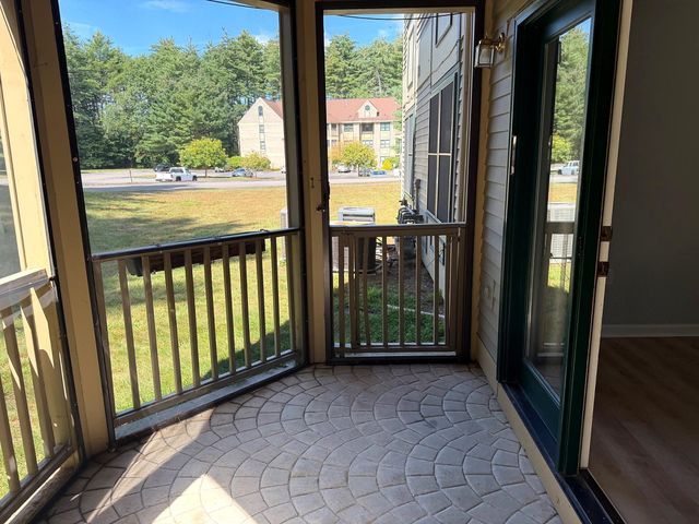 2 Mayfair Ln Apt 101, Nashua, NH 03063