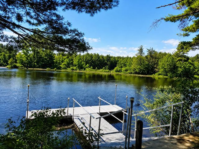 2 Mayfair Ln Apt 101, Nashua, NH 03063